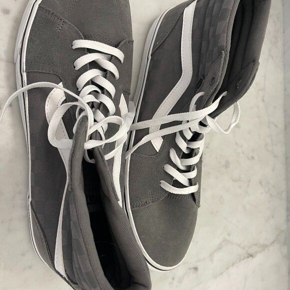 Vans high tops - Picture 1 of 5